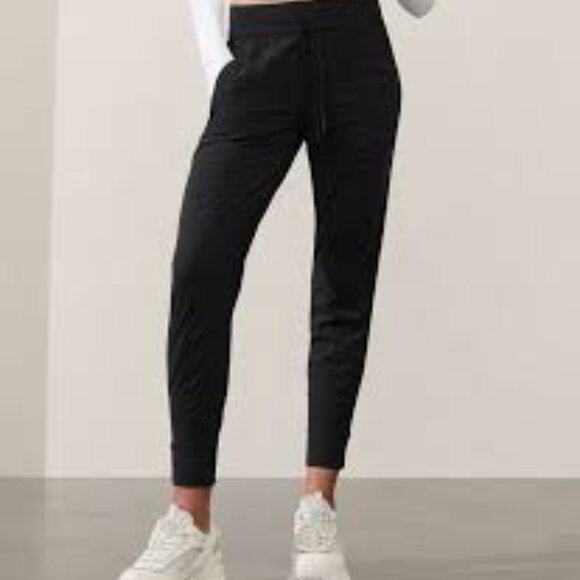 Lululemon Athletics Black Jogger Sweatpants with Tapered Legs Size L - Picture 1 of 9